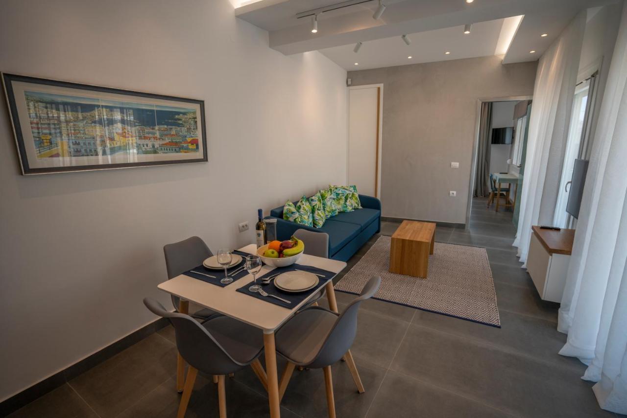 Tompazi 2 Apartment *