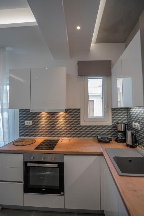 Tompazi 2 Apartment *